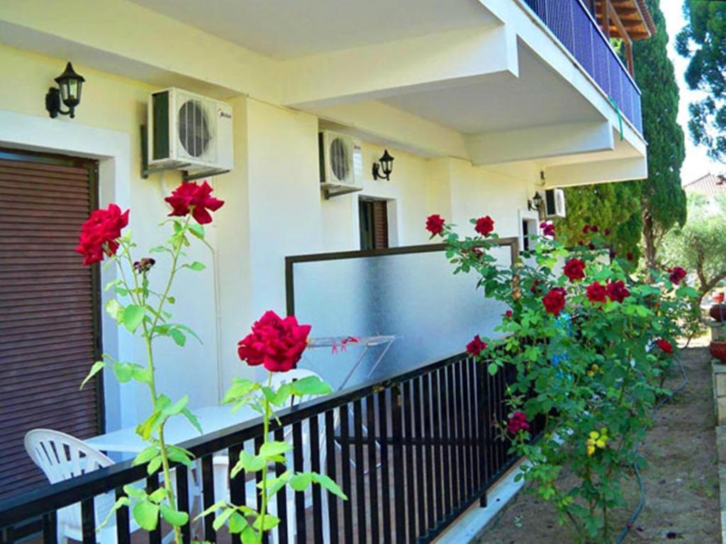 شقة Red Rose Garden تسيليفي المظهر الخارجي الصورة